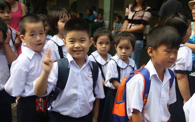 Học sinh tiểu học sử dụng tối đa 4 quyển vở