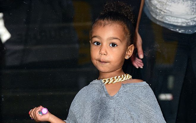 Đừng có ghen tị với tủ đồ của hai sao nhí sinh ra từ nhung lụa, gia thế quyền lực bậc nhất Hollywood này!