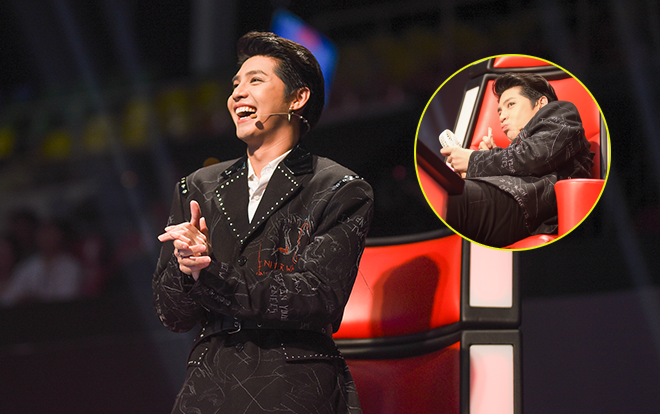 Góc 'bóc mẽ': Noo Phước Thịnh 'vỡ tan' hình ảnh soái ca với khoảnh khắc cực cute trên 'ghế nóng'