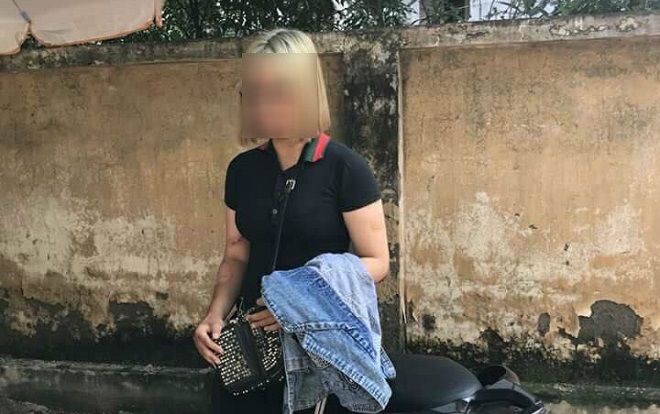 Thiếu nữ 15 tuổi tông gãy chân cảnh sát cơ động được gia đình đến trụ sở công an xin tại ngoại