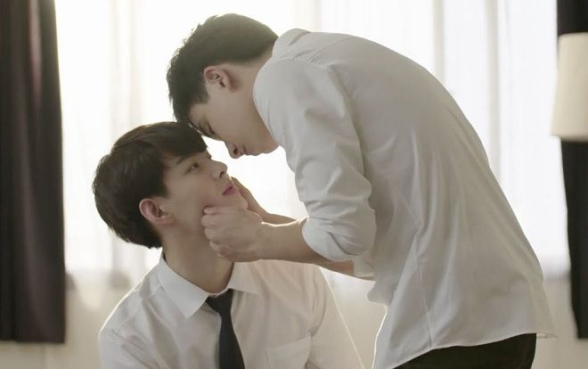 Hoàng tử mặc kệ công chúa để đến với hiệp sỹ của đời mình trong phim đam mỹ Thái 'Tình cờ yêu'