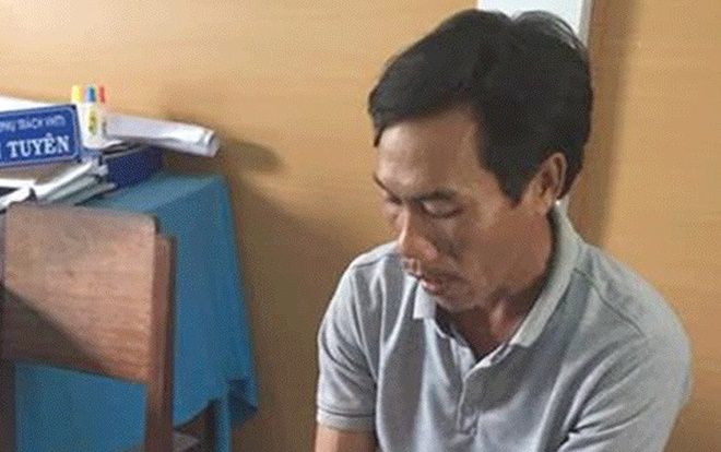 Tạm giữ hình sự cha dượng lợi dụng vợ vắng nhà nhiều lần cưỡng bức bé gái 13 tuổi