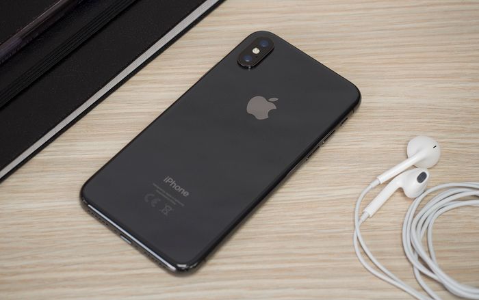 Chuyên gia dự đoán giá khởi điểm của bộ 3 iPhone 2018 sẽ không vượt mức 999 USD