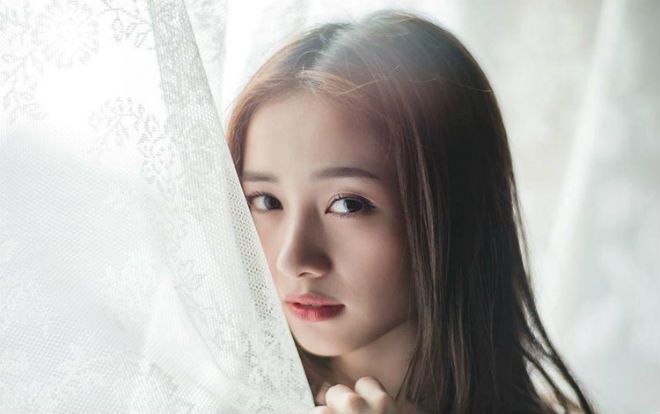 Bị cư dân mạng đồn đoán vì vòng 3 ‘quá nảy nở’, Jun Vũ lập tức ‘phảo pháo’ tin đồn tu sửa