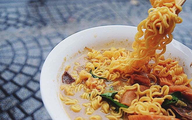 Những món ăn dưới 25k đảm bảo 'ngon, bổ, rẻ' trước cổng trường, được học sinh vô cùng ưa chuộng