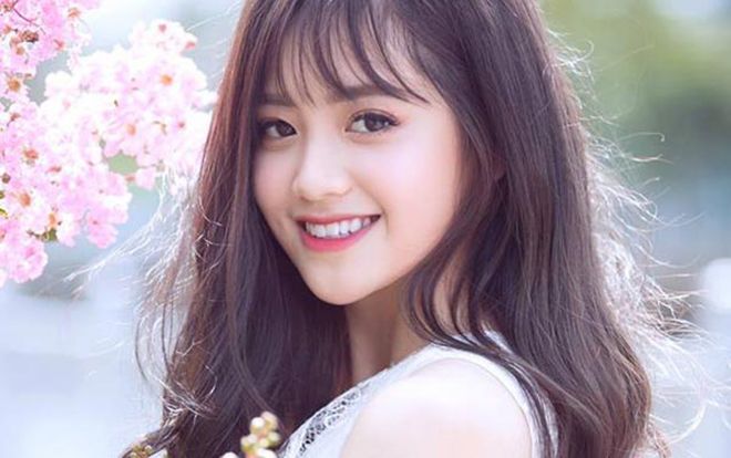 'Tim lỗi nhịp' vì nữ sinh Tây Bắc xinh như mộng của Học Viện Hàng không