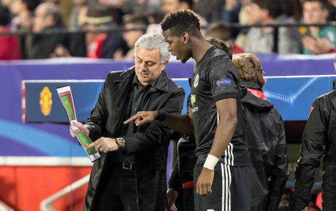 Thực hư về việc Pogba có xích mích với HLV Mourinho