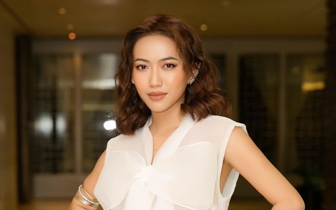 Diệu Nhi đích thị là ‘thánh catwalk’ với những bước đi ‘thần sầu’ không gì có thể sánh nổi