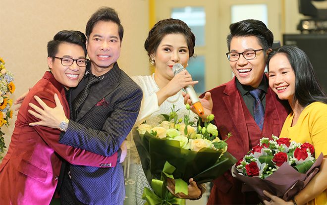 Quán quân 'Thần tượng Bolero' Duy Cường: Tự hào là truyền nhân đặc biệt nhất của thầy Ngọc Sơn