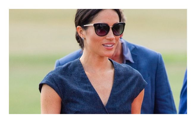 Khi trang phục giản đơn được công nương Meghan yêu thích