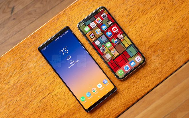 'Đọ' hiệu năng Samsung Galaxy Note9 và iPhone X: Người tám lạng, kẻ nửa cân