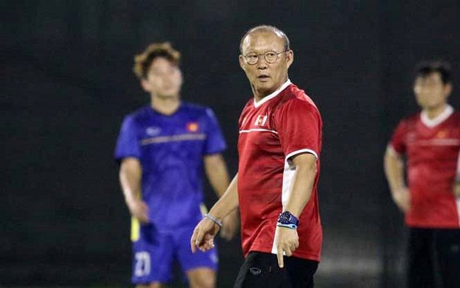 Video: Thầy Park 'gây bão' với màn khích tướng U23 Việt Nam đấu Hàn Quốc