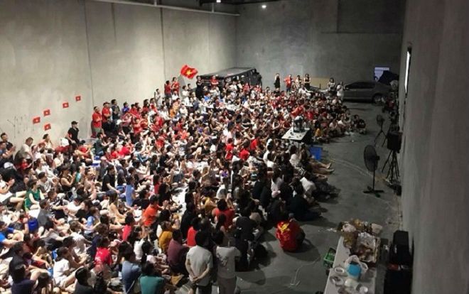 Du học sinh Việt tại Úc lập team khủng, cổ vũ đội tuyển Olympic Việt Nam