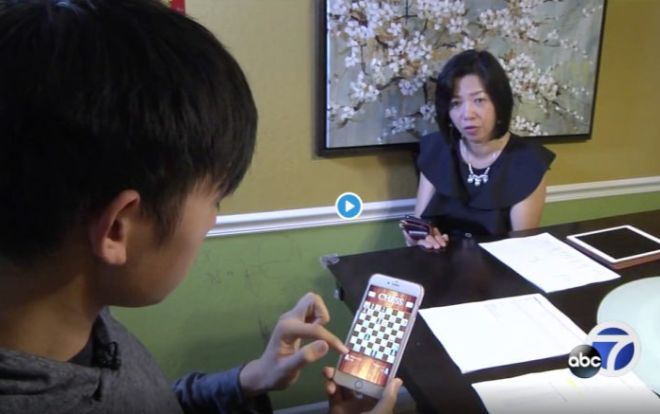 Sang Việt Nam du lịch, gia đình Mỹ 'hết hồn' vì 300 triệu phí di động