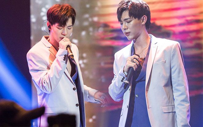 Còn chưa phát hành, Erik đã mang 'Mình chia tay đi' lần đầu 'khuấy đảo' sân khấu