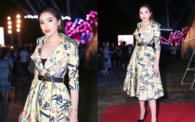 'Trốn' học trò Siêu mẫu, Kỳ Duyên sải bước xuất thần, lấn át dàn bông hậu trên thảm đỏ sự kiện