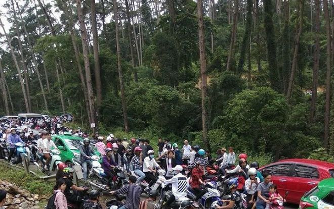 Tam Đảo Mộc Châu 'thất thủ' do khách du lịch ùn ùn kéo về nghỉ lễ Quốc Khánh