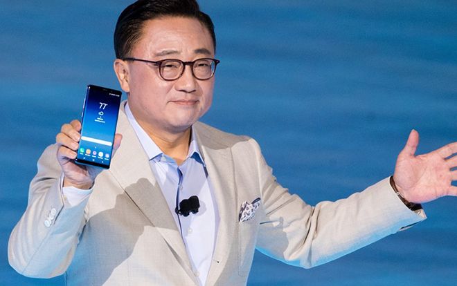 Đây là thứ Samsung có thể sẽ dùng để làm ‘lu mờ’ iPhone XS