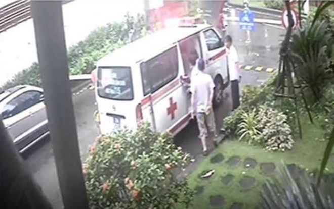 Xôn xao bảo vệ chung cư cao cấp chặn xe cấp cứu, bệnh nhân đột quỵ tử vong