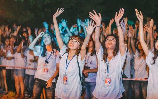 Hàng ngàn sinh viên Hà Nội mong chờ ngày hội EDM lớn nhất dành cho riêng mình