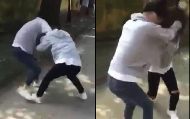 Xôn xao clip 2 nữ sinh lao vào đánh nhau vì cùng thích một nam sinh, bạn bè đứng ngoài cổ vũ nhiệt tình