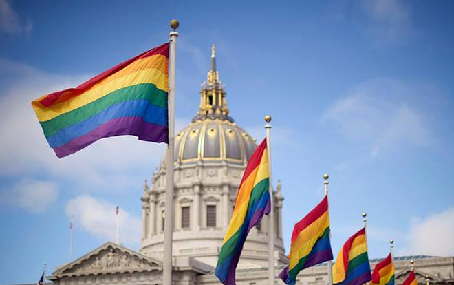 California thông qua dự luật mới  - mở ra giai đoạn phát triển cho cộng  đồng LGBT