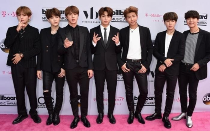 BTS được đề cử tại 'American Music Awards 2018', cạnh tranh trực tiếp với Ariana Grande - Cardi B