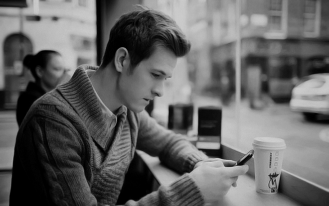 Chia tay người yêu 3 năm cô gái vội vàng công khai bạn trai mới sau 3 ngày khiến cộng đồng mạng tranh cãi gay gắt