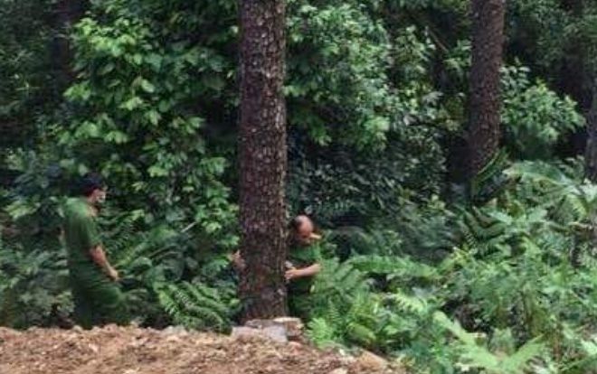 Xe mất phanh lao xuống vực sâu ở Tam Đảo, đôi nam nữ thương vong