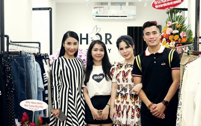 Bùi Tiến Dụng cùng dàn chân dài tưng bừng khai trương shop quần áo