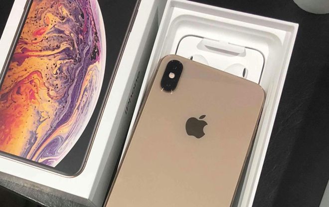 Nóng: iPhone Xs và iPhone Xs Max bị tuồn ra sớm, đang về VN với giá không dưới 80 triệu đồng