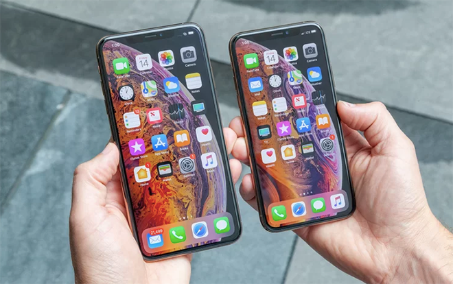 Giá iPhone Xs Max xách tay lao dốc không phanh tại Việt Nam, giảm gần 40 triệu sau vỏn vẹn 2 ngày