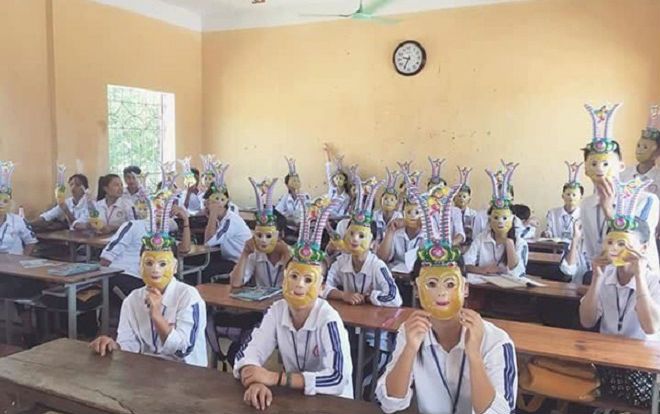 Cả lớp cùng đeo mặt nạ Tề Thiên Đại Thánh đón Trung thu, dân mạng đồng loạt khen ngợi 'ôi, lớp người ta'