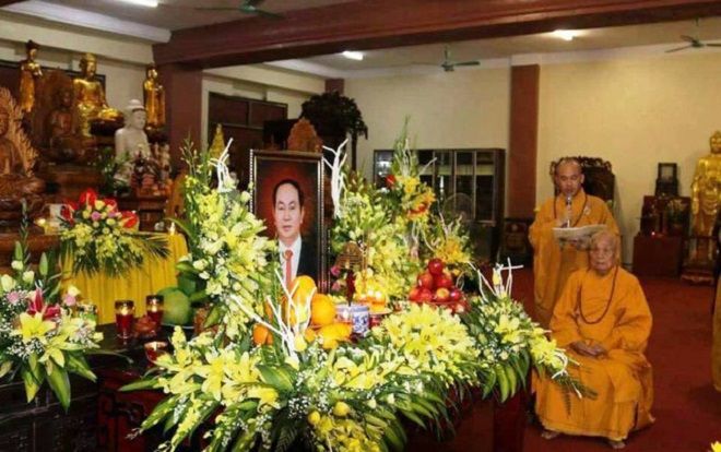 Viếng lễ tang Chủ tịch nước tại quê nhà không mang vòng hoa và miễn chấp điếu