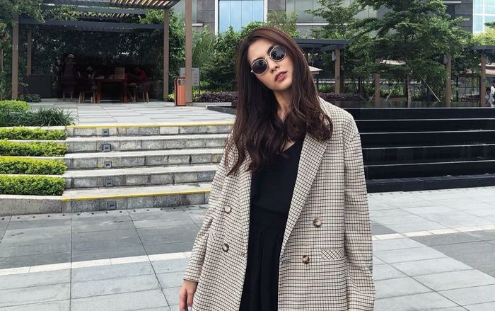 Tăng Thanh Hà 'trên đông dưới hè' kín kẽ hết mức vẫn nhận cơn mưa lời khen