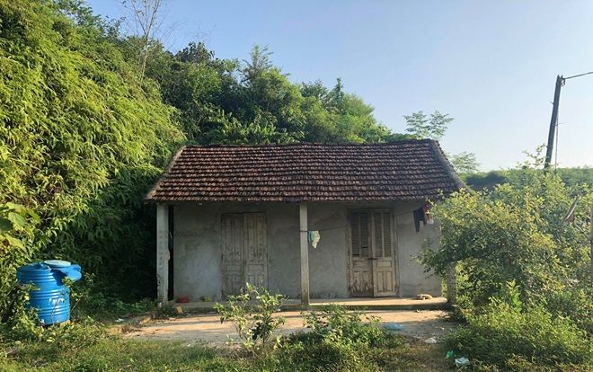 Xót lòng gia cảnh đáng thương của bé gái nghi bị bố cứa cổ dẫn đến tử vong