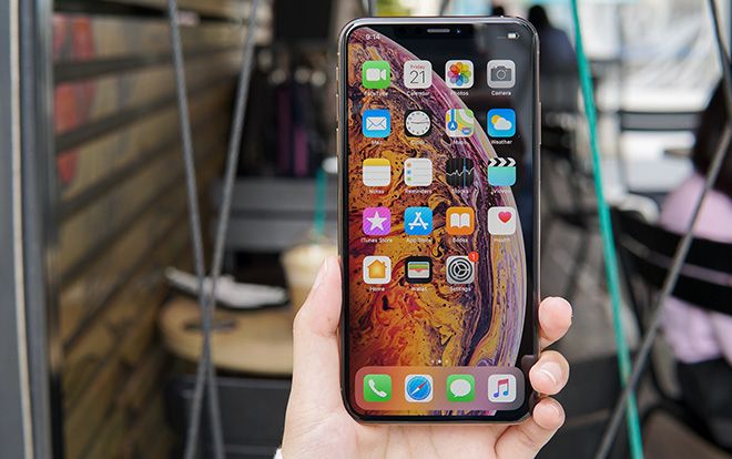 Thiết kế gần như giống hệt iPhone X khiến iPhone Xs ế ẩm tại Việt Nam