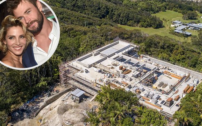 Thần sấm 'Thor' khiến hàng xóm bức xúc vì xây dinh thự khổng lồ như pháo đài