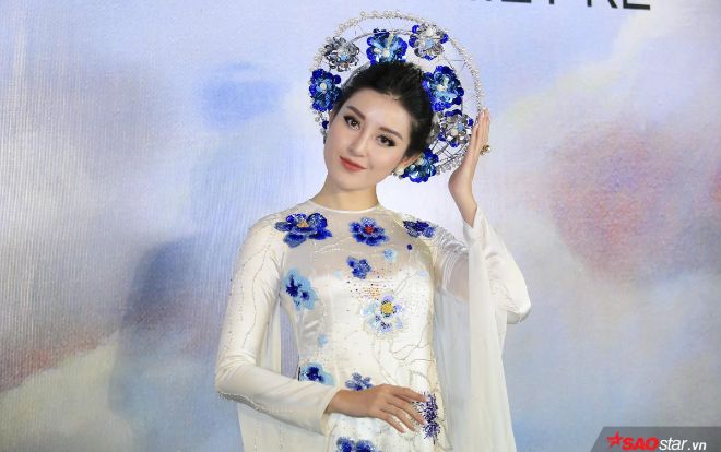 Á hậu Huyền My mặc áo dài trăm triệu khoe nhan sắc 'cực phẩm'