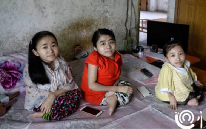 Không thể đi lại như người bình thường, 3 chị em gái vẫn trở thành 'ngôi sao' trên mạng xã hội
