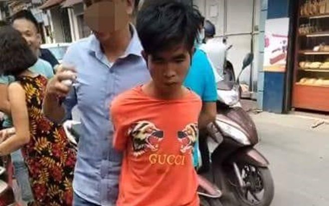 Vây bắt đối tượng táo tợn xông vào cướp tiệm vàng ở Hà Nội