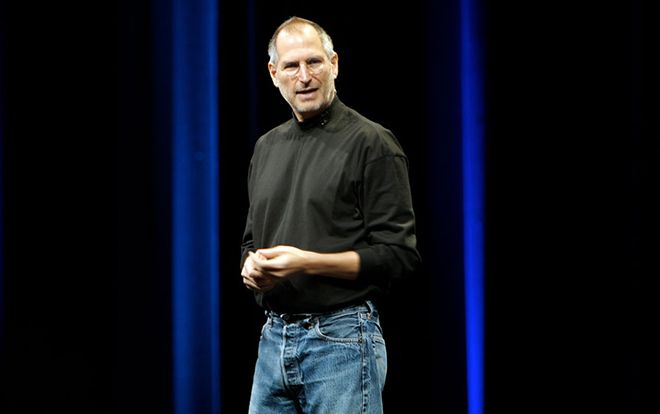 Điểm đặc biệt ít người biết về bộ đồ Steve Jobs mặc đi mặc lại mỗi ngày