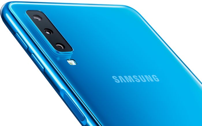 Samsung ra mắt Galaxy A7 tại Việt Nam: Có đến 3 camera sau, cảm biến vân tay được đưa lên cạnh