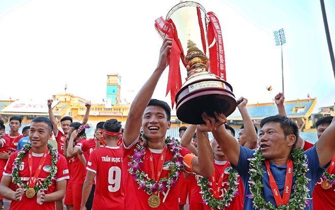 Vì sao Thể Công có thể sống lại?