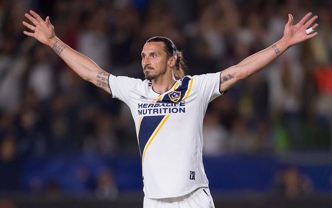 Ibrahimovic muốn trở lại Ý đối đầu với Ronaldo