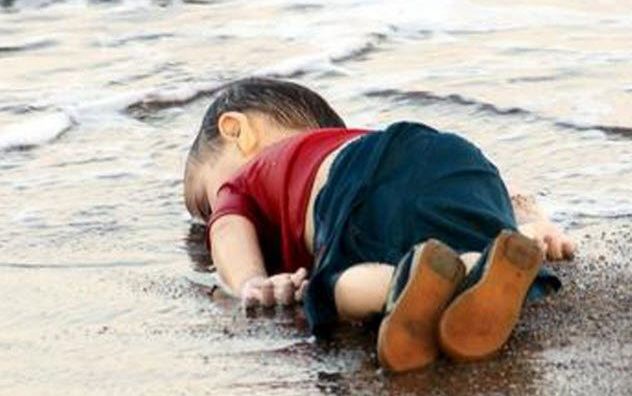 10 bức ảnh khiến hàng triệu người phải 'câm nín' vì sức lan tỏa không tưởng