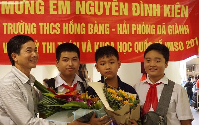 Nam sinh giành huy chương vàng Olympic Toán học biết đọc từ 3 tuổi