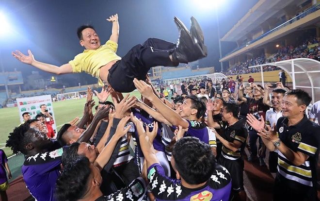 Đội Cần Thơ không lo chuyện rớt hạng, chỉ cần có bầu Hiển