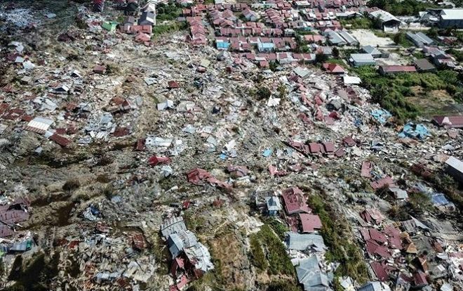 Tiết lộ con số kinh hoàng sau thảm họa động đất và sóng thần ở Indonesia: Gần 2.000 người thiệt mạng và khoảng 5.000 người chưa được tìm thấy