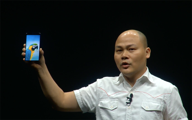 Bphone 3 với thiết kế tràn đáy lần đầu có trên smartphone chính thức ra mắt, giá khởi điểm 6,99 triệu đồng